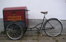 MINOLTA DIGITAL CAMERA