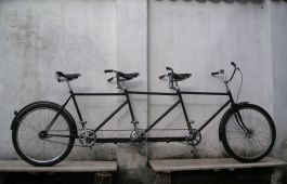 MINOLTA DIGITAL CAMERA